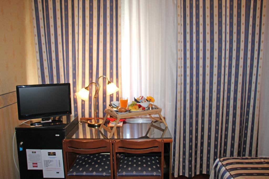Albergo Ristorante Leon D'Oro Noventa di Piave Kültér fotó