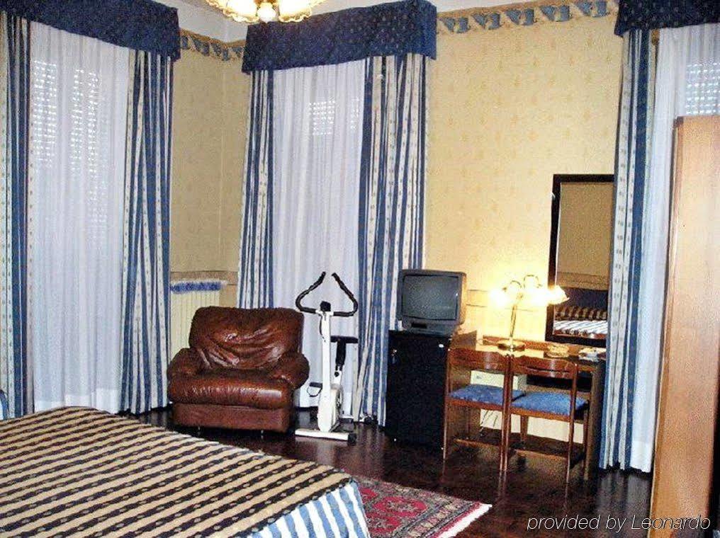 Albergo Ristorante Leon D'Oro Noventa di Piave Kültér fotó