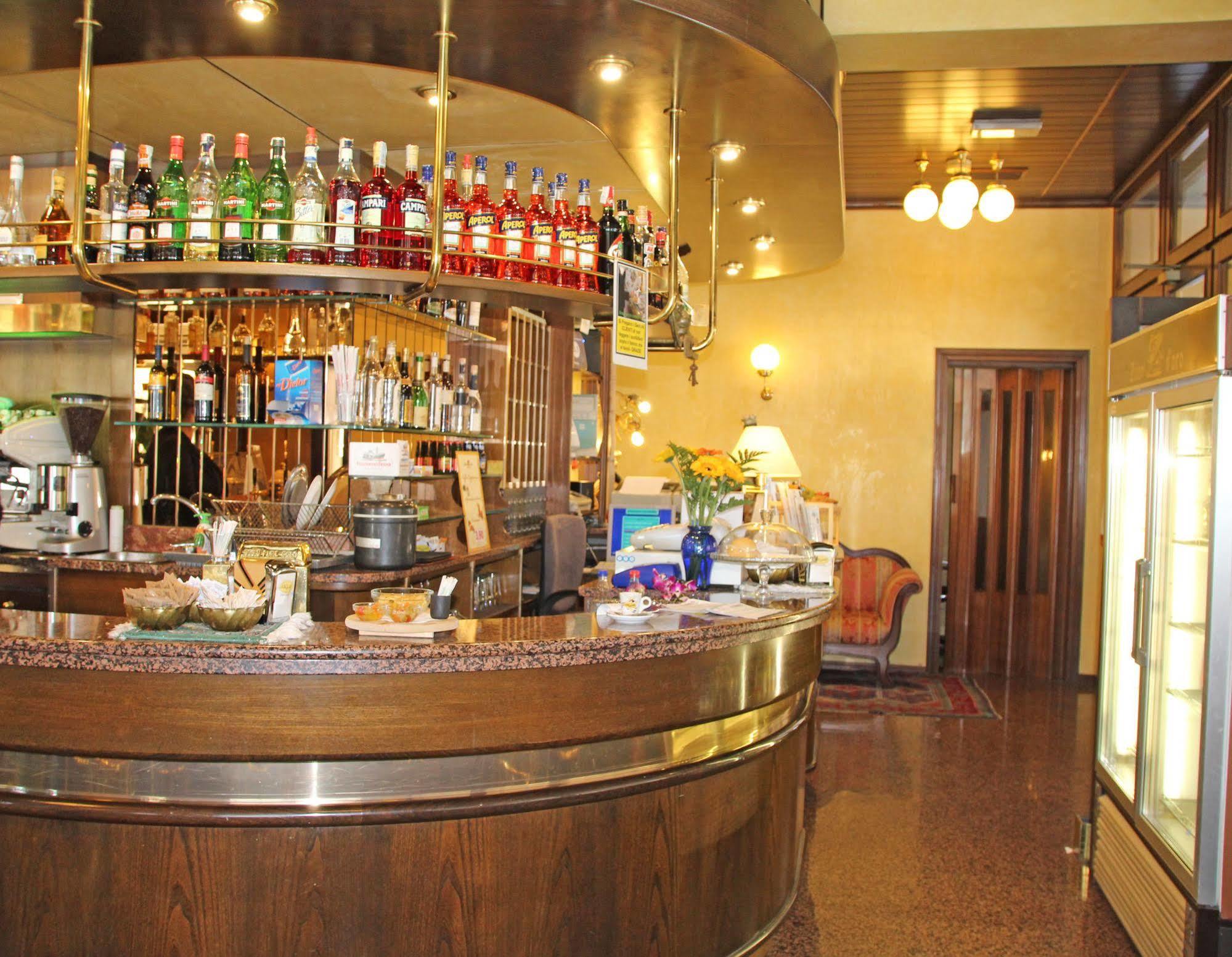 Albergo Ristorante Leon D'Oro Noventa di Piave Kültér fotó